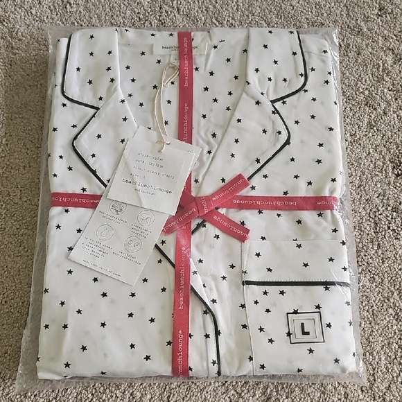 beachlunchlounge White Star Pajama Set - Picture 1 of 4